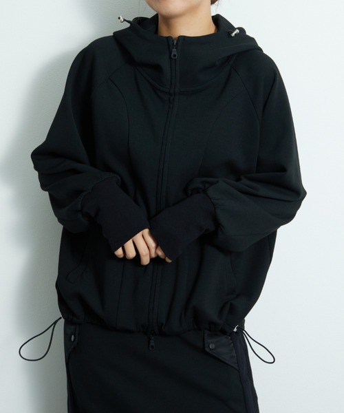 UNDOVE(アンドゥーブ)の「UNDOVE【SMART ECO JERSEY】ダブルジップ切替パーカー (リブ使い/指穴/ダブルジップ/ポケット付/防シワ/ストレッチ/イージーケア/UV/ウォッシャブル)(パーカー・レディース・アイボリー系/ブラック・X-LARGE/LARGE/MEDIUM)」の20枚目の写真