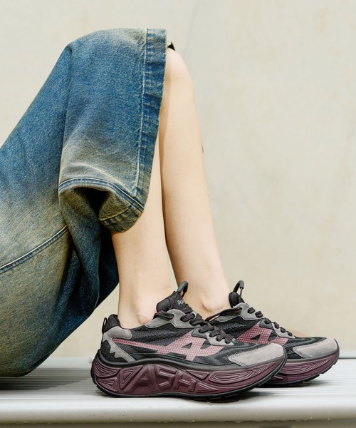 ASH（アッシュ）の「アッシュ 【EAGLE】軽量厚底スポーティースニーカー メッシュ ローリング 5cmヒール（スニーカー・レディース・ブラック×レッド/グレー/ブラック×グリーン/ホワイト/ライトグレー/ダークベージュ・36/39/38/37/35/40）」の2枚目の写真