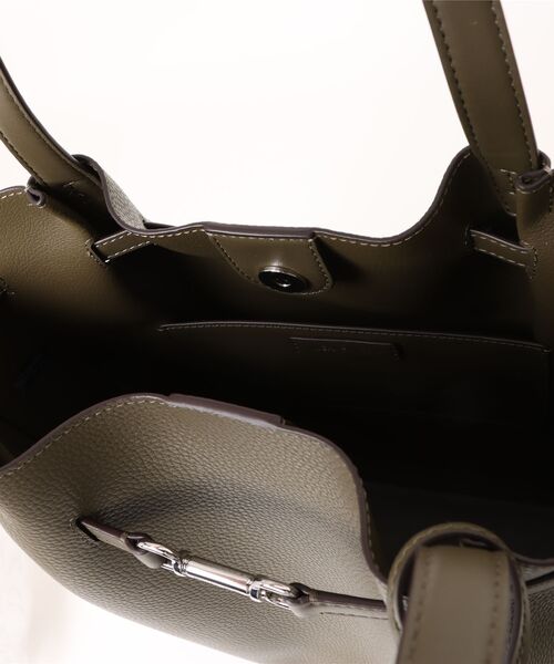 MICHAEL KORS(マイケルコース)の「CARSON LG NS TOTE トートバッグ(トートバッグ・レディース・オリーブ・FREE)」の4枚目の写真