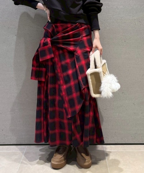 FURFUR（ファーファー）の「シャツドッキングチェックスカート（スカート・レディース・レッド/ブラック/ブルー・F）」の3枚目の写真