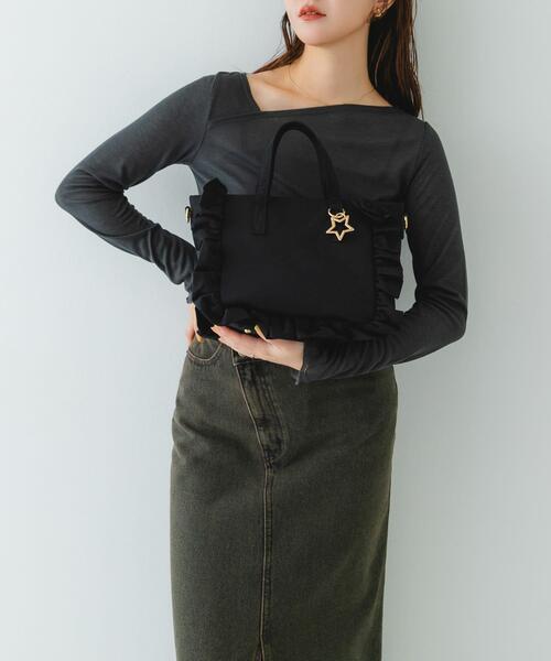 RODE SKO(ロデスコ)の「スターチャームフリルトートバッグ(トートバッグ・レディース・アイボリー/ブラック/モカ・ONE)」の3枚目の写真