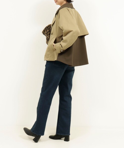 MICO COULIER（ミコクリエ）の「バイカラーショートトレンチコート（トレンチコート・レディース・チャコールグレー/キャメル・38）」の5枚目の写真