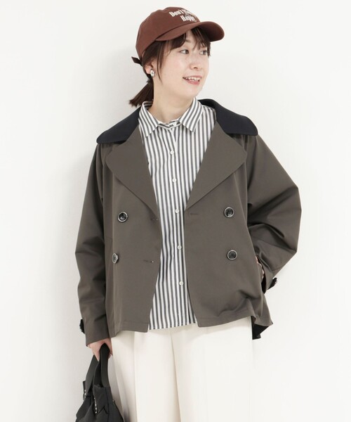 MICO COULIER（ミコクリエ）の「バイカラーショートトレンチコート（トレンチコート・レディース・チャコールグレー/キャメル・38）」の12枚目の写真