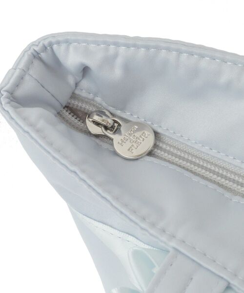 Maison de FLEUR（メゾンドフルール）の「ブランドロゴフリルハンドルトートSバッグ（トートバッグ・レディース・ライトピンク/ライトブルー/ピンク/ブラック・FREE）」の16枚目の写真