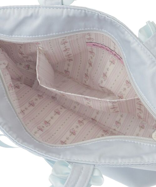 Maison de FLEUR（メゾンドフルール）の「ブランドロゴフリルハンドルトートSバッグ（トートバッグ・レディース・ライトピンク/ライトブルー/ピンク/ブラック・FREE）」の17枚目の写真