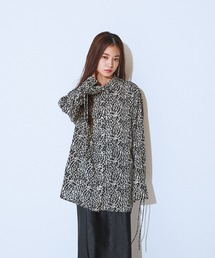 【新品】　2ウェイカフスシルキーシャツ JEANASIS　完売　豹柄　レオパード 新品】 2ウェイカフスシルキーシャツ JEANASIS 完売 豹