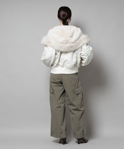 upperhights（アッパーハイツ）の「upper hights/THE U-2 HOODIE OFF WHITE（MA-1・レディース・オフホワイト・1）」の18枚目の写真