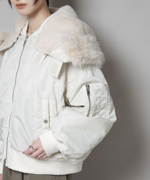 upperhights（アッパーハイツ）の「upper hights/THE U-2 HOODIE OFF WHITE（MA-1・レディース・オフホワイト・1）」の9枚目の写真