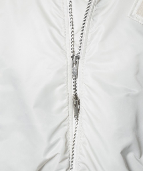 upperhights（アッパーハイツ）の「upper hights/THE U-2 HOODIE OFF WHITE（MA-1・レディース・オフホワイト・1）」の11枚目の写真