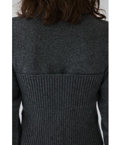 RIM.ARK(リムアーク)の「Setting knit dress セッティング ニットドレス(ワンピース・レディース・ブラック/グレー/ベージュ・36/38)」の15枚目の写真