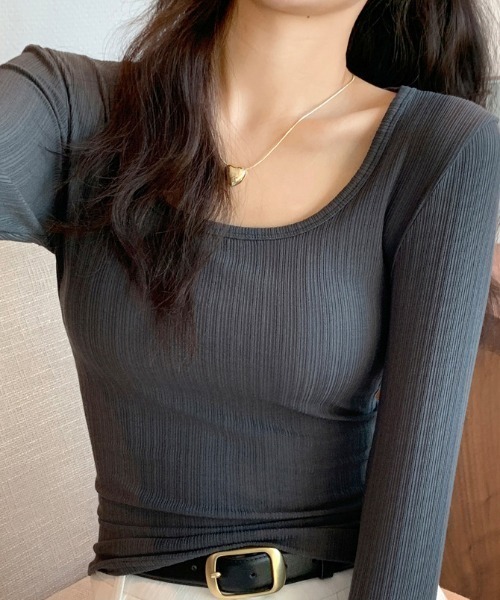 cammie(キャミー)の「ランンダムリブスクエアネック長袖トップス(Tシャツ/カットソー・レディース・カーキ/ブラック/アイボリー/ホワイト/ダークグレー・L/M)」の18枚目の写真