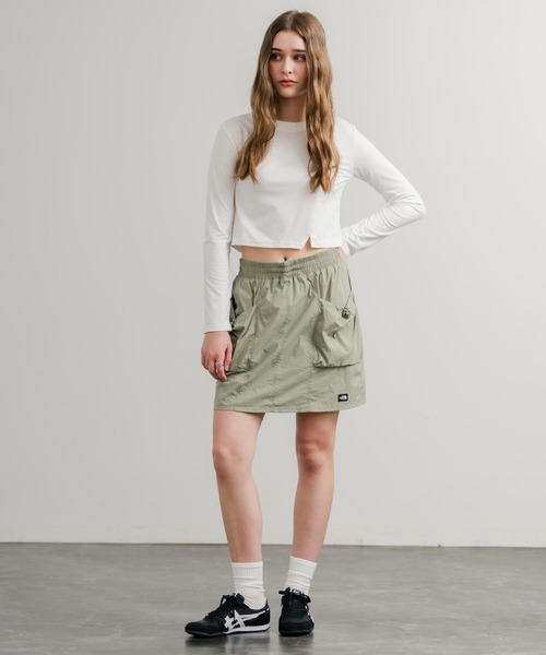 THE NORTH FACE(ザノースフェイス)の「THE NORTH FACE ザ・ノースフェイス W'S OBED SKIRT インパン付き台形カーゴミニスカート(スカート・レディース・ブラウン/カーキ/ブラック・L/M/S)」の14枚目の写真