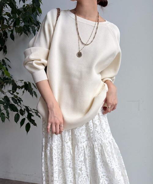 DouDou（ドゥドゥ）の「ストレッチヤーン片畦ポンチョニット（ニット/セーター・レディース・ブラック/オフホワイト/レッド/ベージュ・FREE）」の2枚目の写真