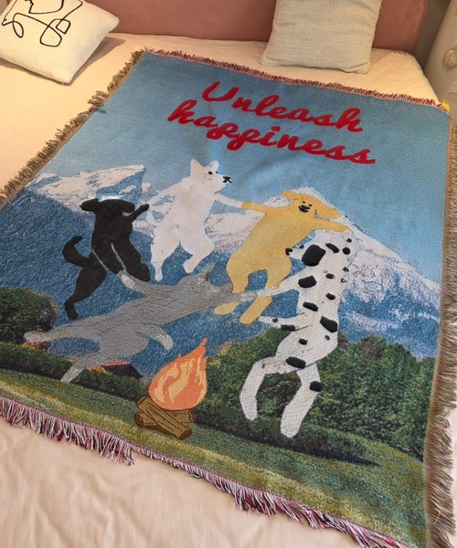 Dog Paradise Tapestry Blanket（ブランケット）｜Made in I（メイド