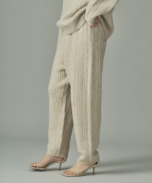 Curensology（カレンソロジー）の「Curensology(カレンソロジー)/シャギーケーブルニットパンツ（その他パンツ・レディース・ブラウン/オフホワイト・FREE）」の4枚目の写真