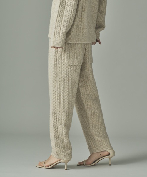 Curensology（カレンソロジー）の「Curensology(カレンソロジー)/シャギーケーブルニットパンツ（その他パンツ・レディース・ブラウン/オフホワイト・FREE）」の5枚目の写真