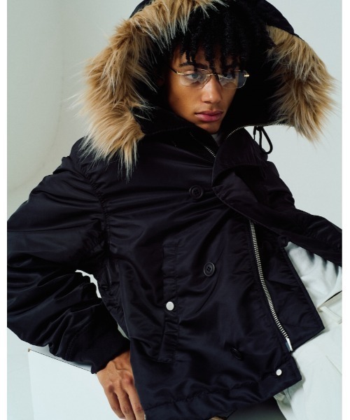 ADAM PATEK（アダムパテック）の「【ADAMPATEK/アダムパテック】N2B&N3B mix design  jacket（ミリタリージャケット・メンズ・ブラック/オリーブ・2/1）」の2枚目の写真