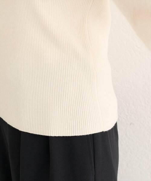 natural couture(ナチュラルクチュール)の「袖ファー切替リブニットプルオーバー(ニット/セーター・レディース・ブラウン/ベージュ/アイボリー・FREE)」の14枚目の写真