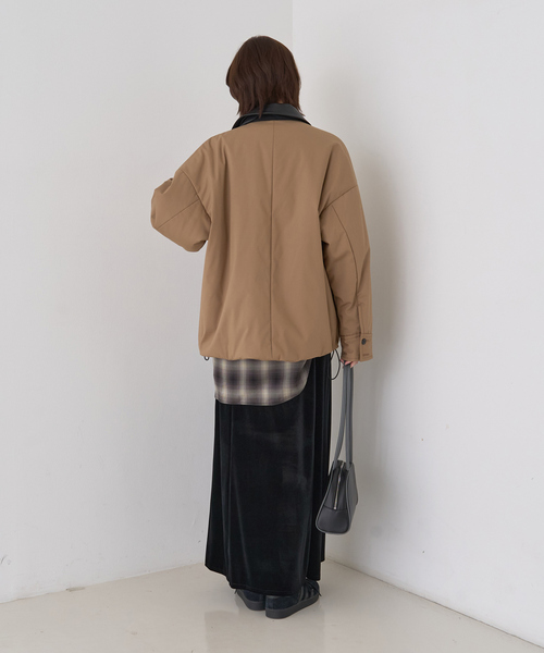 Rouge vif（ルージュヴィフ）の「異素材衿パフィブルゾン/ハンティングジャケット（ブルゾン・レディース・モカ/アイボリー・フリー）」の20枚目の写真