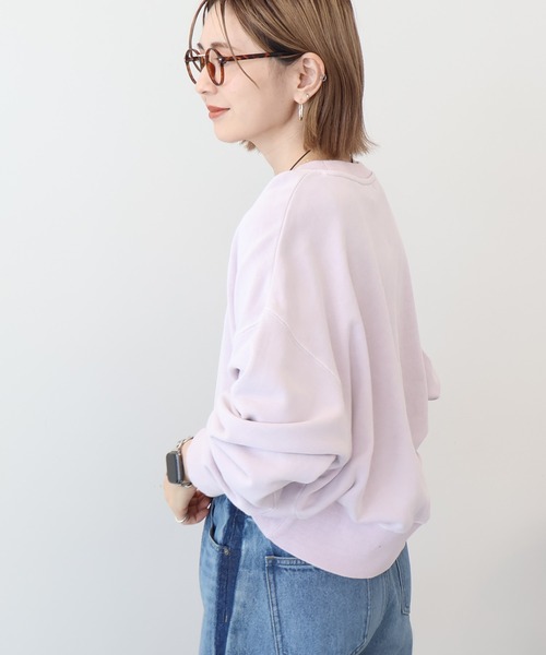 AMERICAN HOLIC（アメリカンホリック）の「ピグメント裏毛プルオーバー（スウェット・レディース・グレイッシュベージュ/チャコールグレー/ラベンダー/ダークネイビー・M/L）」の5枚目の写真