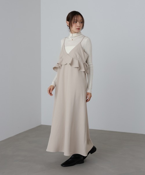 Bab（バブ）の「【選べるサイズ展開】ペプラムキャミワンピース（ワンピース・レディース・ブラック/ベージュ/モカ・S/M/L）」の3枚目の写真