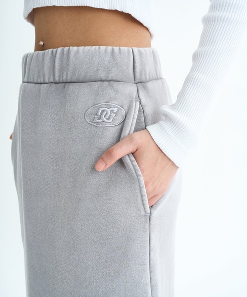 DC SHOES(ディーシーシューズ)の「25 WS HIDDEN FLEECE /DCウエストゴム裏起毛フリースタイトロングスカート(スカート・レディース・ミント/アンティークシルバー/グレイッシュベージュ/ブラック系その他・LARGE/SMALL/MEDIUM)」の11枚目の写真