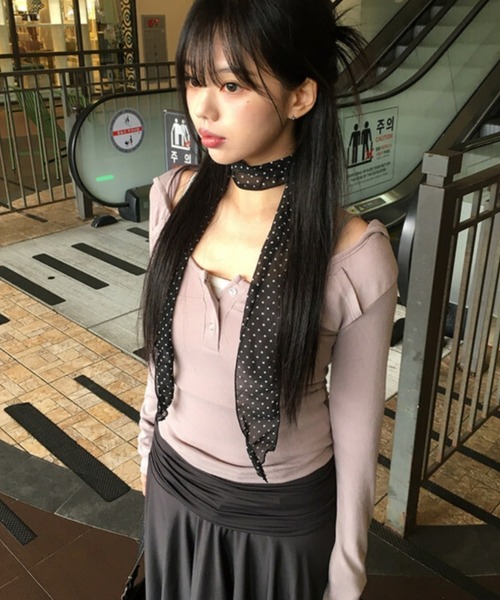 anyonemore（エニワンモア）の「anyonemore(エニワンモア)/フード付き スナップボタン スリムフィット 長袖 Tシャツ/Rezer Hoodie Button Long Sleeve T-Shirt（Tシャツ/カットソー・レディース・チャコールグレー/ブラック/ピンクベージュ/アイボリー・FREE）」の5枚目の写真