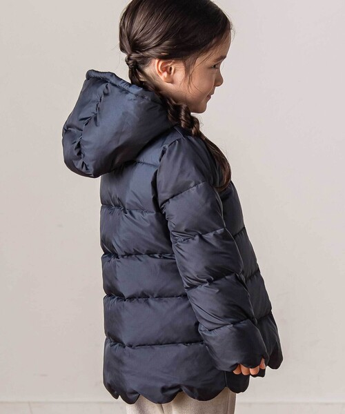Tartine et Chocolat（タルティーヌエショコラ）の「スカラップタフタフード付きダウンコート(100~140cm)（ダウンジャケット/コート・キッズ・ネイビー・120cm/110cm/130cm/140cm/100cm）」の3枚目の写真
