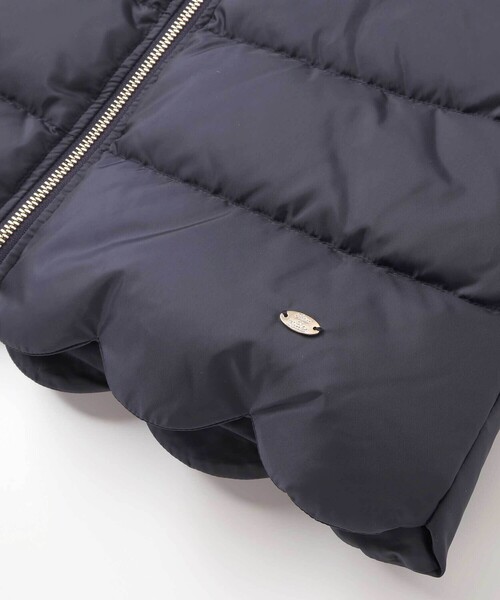 Tartine et Chocolat（タルティーヌエショコラ）の「スカラップタフタフード付きダウンコート(100~140cm)（ダウンジャケット/コート・キッズ・ネイビー・120cm/110cm/130cm/140cm/100cm）」の11枚目の写真