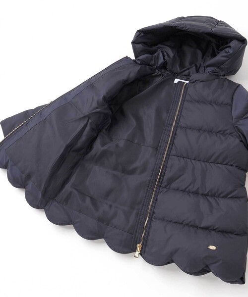 Tartine et Chocolat（タルティーヌエショコラ）の「スカラップタフタフード付きダウンコート(100~140cm)（ダウンジャケット/コート・キッズ・ネイビー・120cm/110cm/130cm/140cm/100cm）」の12枚目の写真