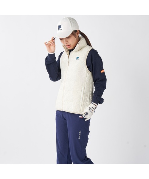 FILA GOLF(フィラゴルフ )の「FILA GOLF フィラゴルフ ゴルフウェア ワンポイント ロゴ 軽量 撥水 中綿入り フルジップ ハイネック ライトダウンベスト(ダウンベスト・レディース・オフホワイト/ブラック・LL/L/M)」の3枚目の写真