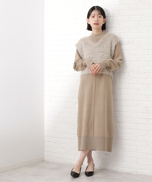 THE SHOP TK (ザ ショップ ティーケー )の「優秀ふわふわベスト&ニットワンピース【毛玉になりにくい/静電気防止/洗える】(ワンピース・レディース・ナチュラル/スミクロ・13/12)」の4枚目の写真