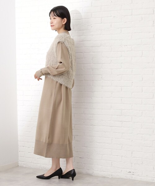 THE SHOP TK (ザ ショップ ティーケー )の「優秀ふわふわベスト&ニットワンピース【毛玉になりにくい/静電気防止/洗える】(ワンピース・レディース・ナチュラル/スミクロ・13/12)」の5枚目の写真