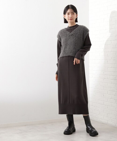 THE SHOP TK (ザ ショップ ティーケー )の「優秀ふわふわベスト&ニットワンピース【毛玉になりにくい/静電気防止/洗える】(ワンピース・レディース・ナチュラル/スミクロ・13/12)」の8枚目の写真
