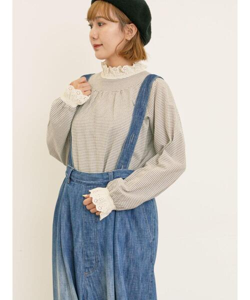 Samansa Mos2(サマンサ モスモス)の「スカラップレースブラウス(シャツ/ブラウス・レディース・オフホワイト/チャコールグレー/ベージュ/キナリ・F)」の1枚目の写真