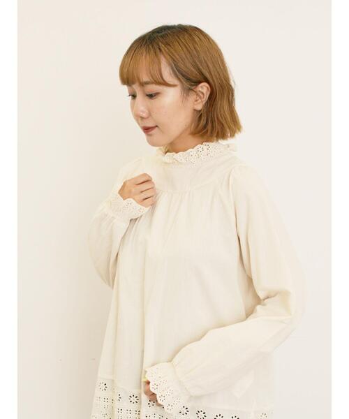 Samansa Mos2(サマンサ モスモス)の「スカラップレースブラウス(シャツ/ブラウス・レディース・オフホワイト/チャコールグレー/ベージュ/キナリ・F)」の20枚目の写真