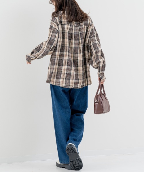 refinedworks(リファインドワークス)の「【refinedworks】シーズンムード高まる チェック柄タックシャツ!(シャツ/ブラウス・レディース・ブラウン/ブラック・FREE)」の17枚目の写真