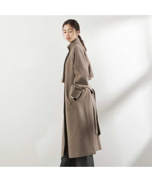 SUIT SELECT（スーツセレクト）の「スタンドカラーアシンメトリー