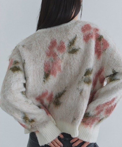 ECLAM(クラム)の「2way花柄シャギーニットカーディガン(カーディガン/ボレロ・レディース・アイボリー/グレー系その他2・M/L)」の3枚目の写真