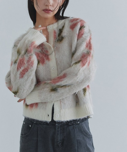 ECLAM(クラム)の「2way花柄シャギーニットカーディガン(カーディガン/ボレロ・レディース・アイボリー/グレー系その他2・M/L)」の9枚目の写真