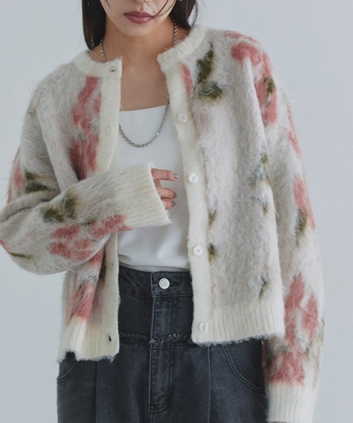 ECLAM(クラム)の「2way花柄シャギーニットカーディガン(カーディガン/ボレロ・レディース・アイボリー/グレー系その他2・M/L)」の14枚目の写真