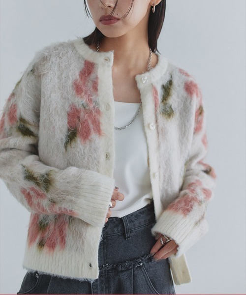 ECLAM(クラム)の「2way花柄シャギーニットカーディガン(カーディガン/ボレロ・レディース・アイボリー/グレー系その他2・M/L)」の15枚目の写真