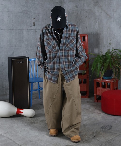 ILL'S(イルズ)の「オンブレチェックシャツ メンズ レディース ユニセックス(シャツ/ブラウス・メンズ・ブラウン・M/L)」の5枚目の写真