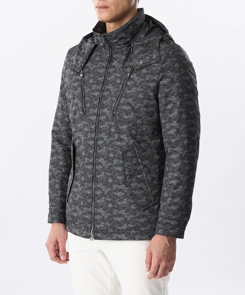 EPOCA UOMO（エポカウォモ）の「光電子(R)中綿ラインカモフラブルゾン（ブルゾン・メンズ・グレー系その他/チャコールグレー・46/48）」の7枚目の写真