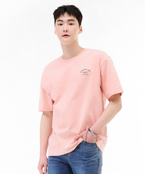 CHASECULT(チェイスカルト)の「ユニセックス 胸グラフィック 半袖Tシャツ - ピンク(Tシャツ/カットソー・メンズ・ピンク・90/100/95/105)」の3枚目の写真