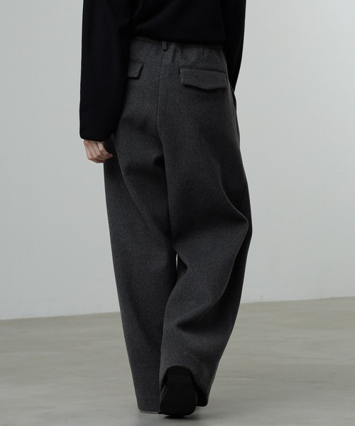 CALLNE(カルネ)の「【CALLNE】Knit Melton 1tuck Wide Straight Pants / ニットメルトン1タックワイドストレートパンツ(スラックス・メンズ・ブラック/チャコールグレー・L/M)」の18枚目の写真