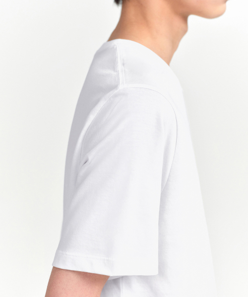 MUSINSA STANDARD（ムシンサスタンダード）の「[クールタンダード] ベーシッククルーネックTシャツ [ホワイト]（Tシャツ/カットソー・メンズ・その他・SMALL/MEDIUM/LARGE/X-LARGE/XX-LARGE/XXX-LARGE）」の5枚目の写真