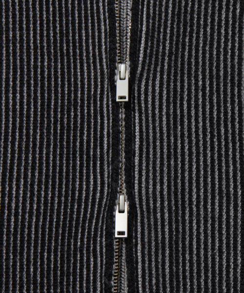 MUSINSA STANDARD（ムシンサスタンダード）の「ツートンリブニットジップアップ[ブラック/グレー]（ニット/セーター・メンズ・その他・SMALL/MEDIUM/LARGE/X-LARGE/XX-LARGE）」の5枚目の写真