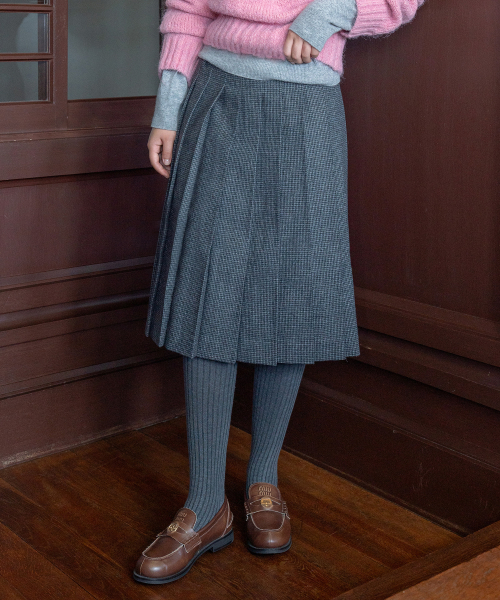 TTUDEMENT(トュードメント)の「CHECK PLEATED MIDI SKIRT CHARCOAL(スカート・レディース・その他・SMALL/MEDIUM/LARGE)」の2枚目の写真