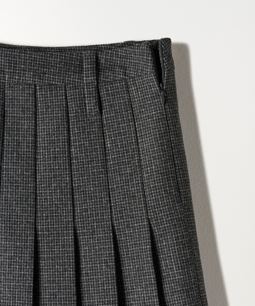 TTUDEMENT(トュードメント)の「CHECK PLEATED MIDI SKIRT CHARCOAL(スカート・レディース・その他・SMALL/MEDIUM/LARGE)」の5枚目の写真